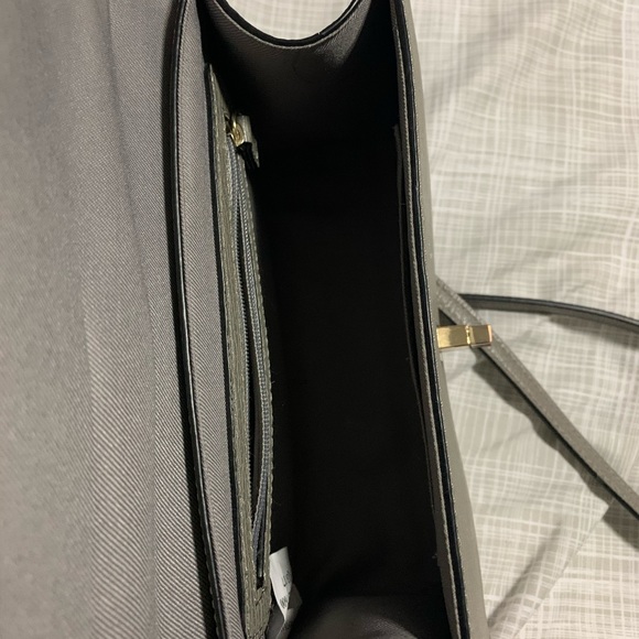 Crossbody bag - Picture 3 of 3